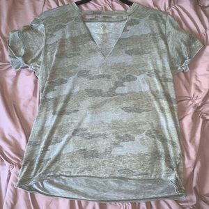 American Eagle top